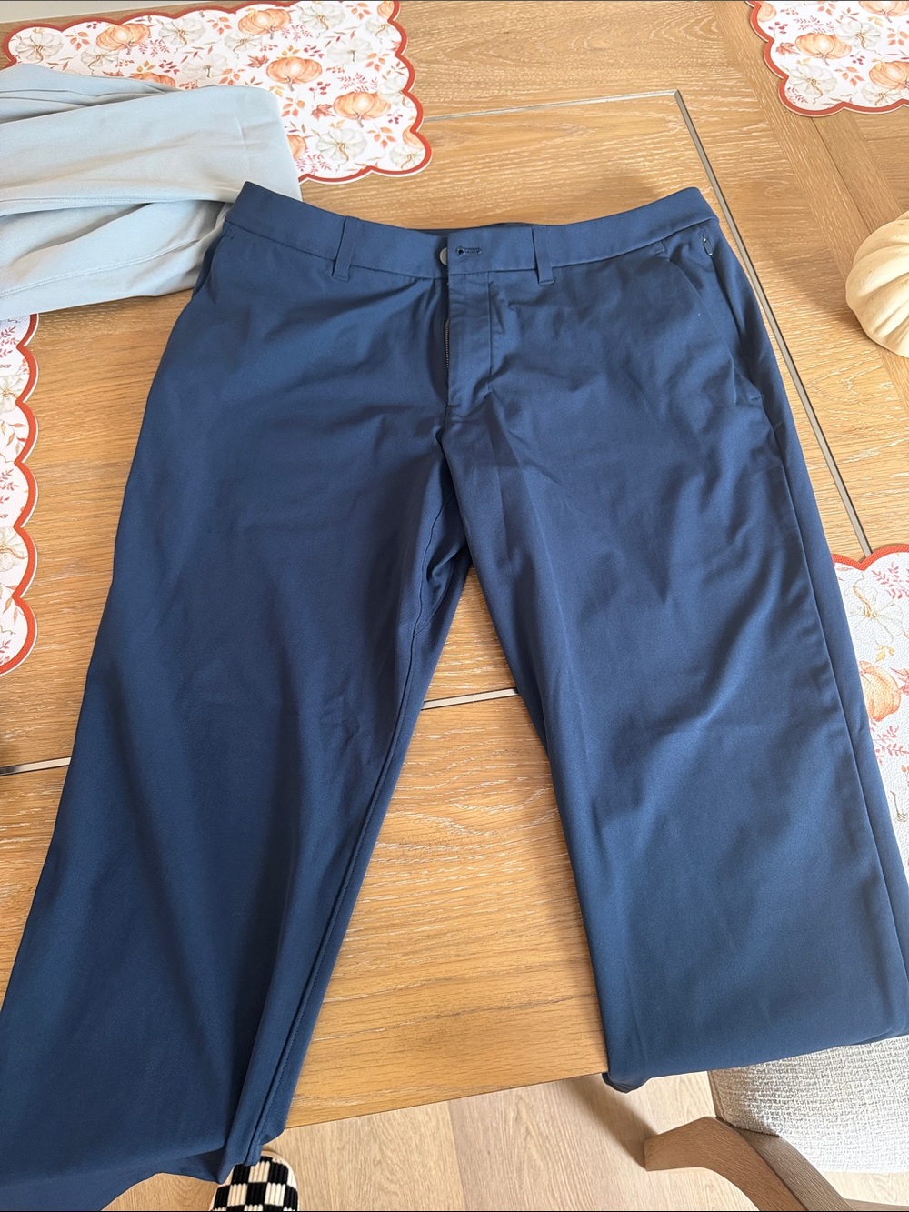 Men’s lululemon slim fit trouser pants